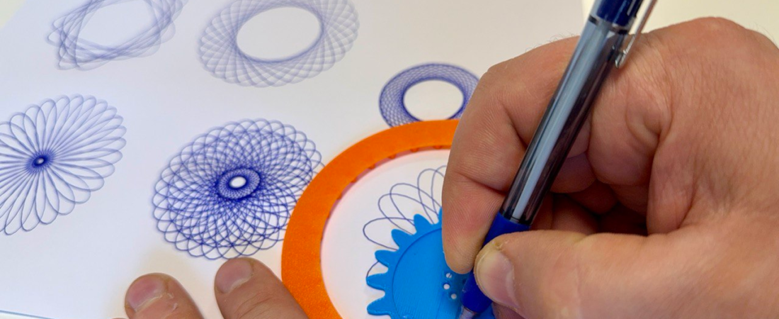 Teiknitæki fyrir geometríska mynsturteikningu