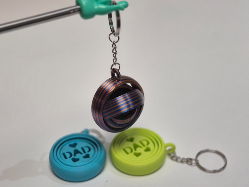 DAD Heart Gyro Fidget Lyklakippa Frjáls til sölu