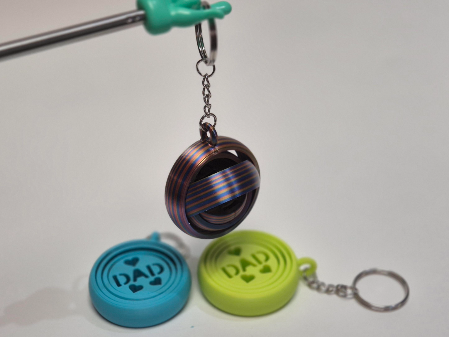 DAD Heart Gyro Fidget Lyklakippa Frjáls til sölu