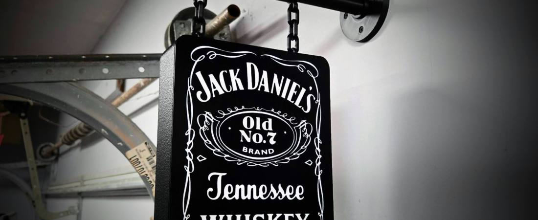 JACK DANIELS ~ 2-hliða hangandi kráarstíll ljóskassa