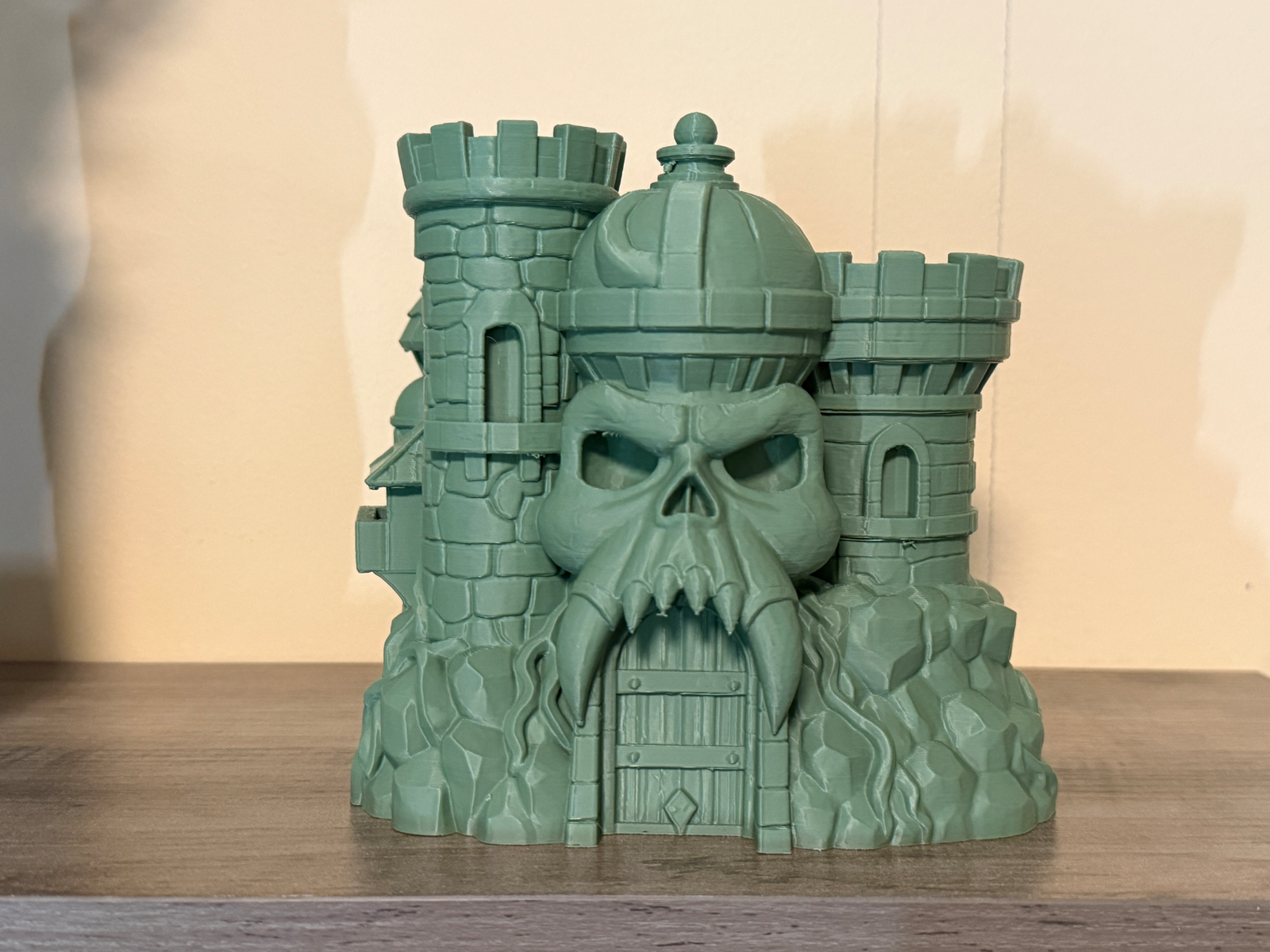 He-Man Castle Grayskull drykkjarhaldari eða gróðursett